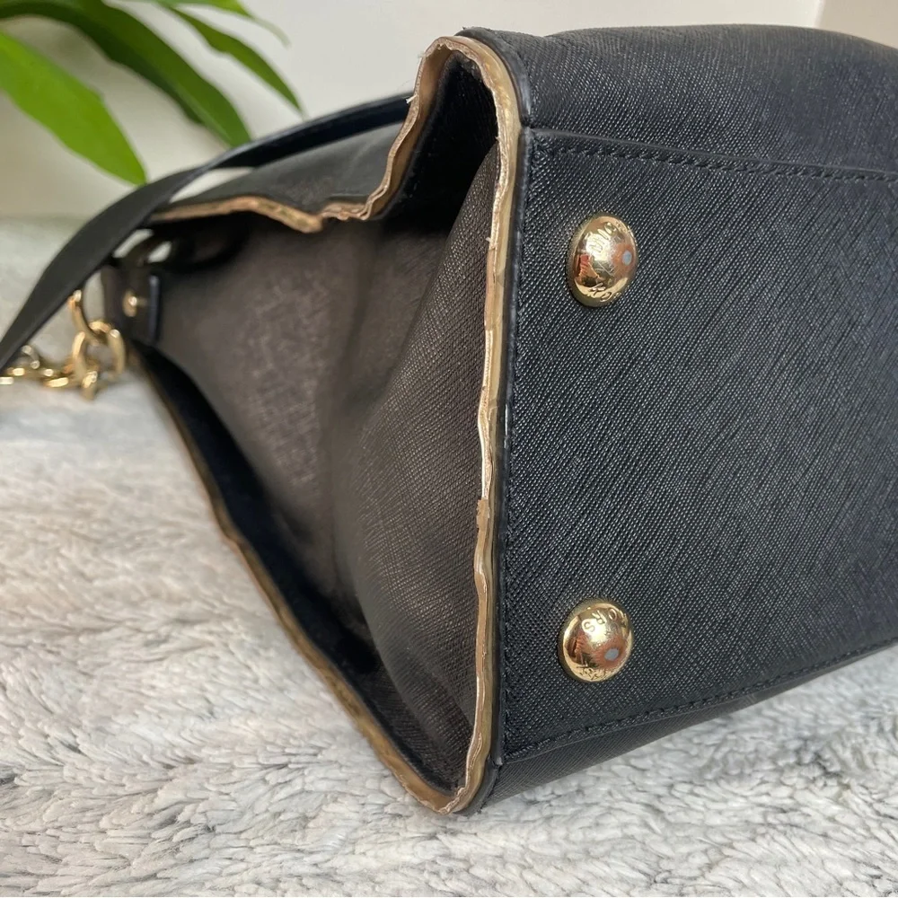 MICHAEL KORS Hamilton Black Saffiano leather gold trim Handbag/Tote - Picture 10 of 15